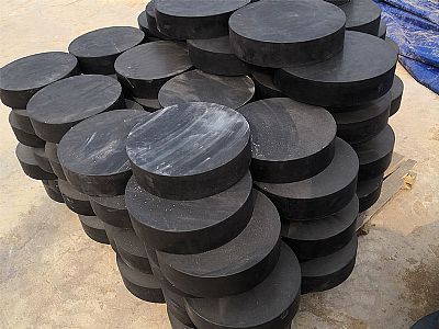 徐闻县板式橡胶支座由若干层橡胶片与薄钢板经加压硫化